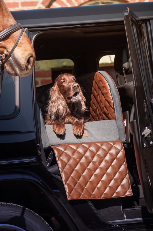 DOGSTYLER® for the back seat LANDART - for medium-sized and large dogs up to approx. 40 kg
